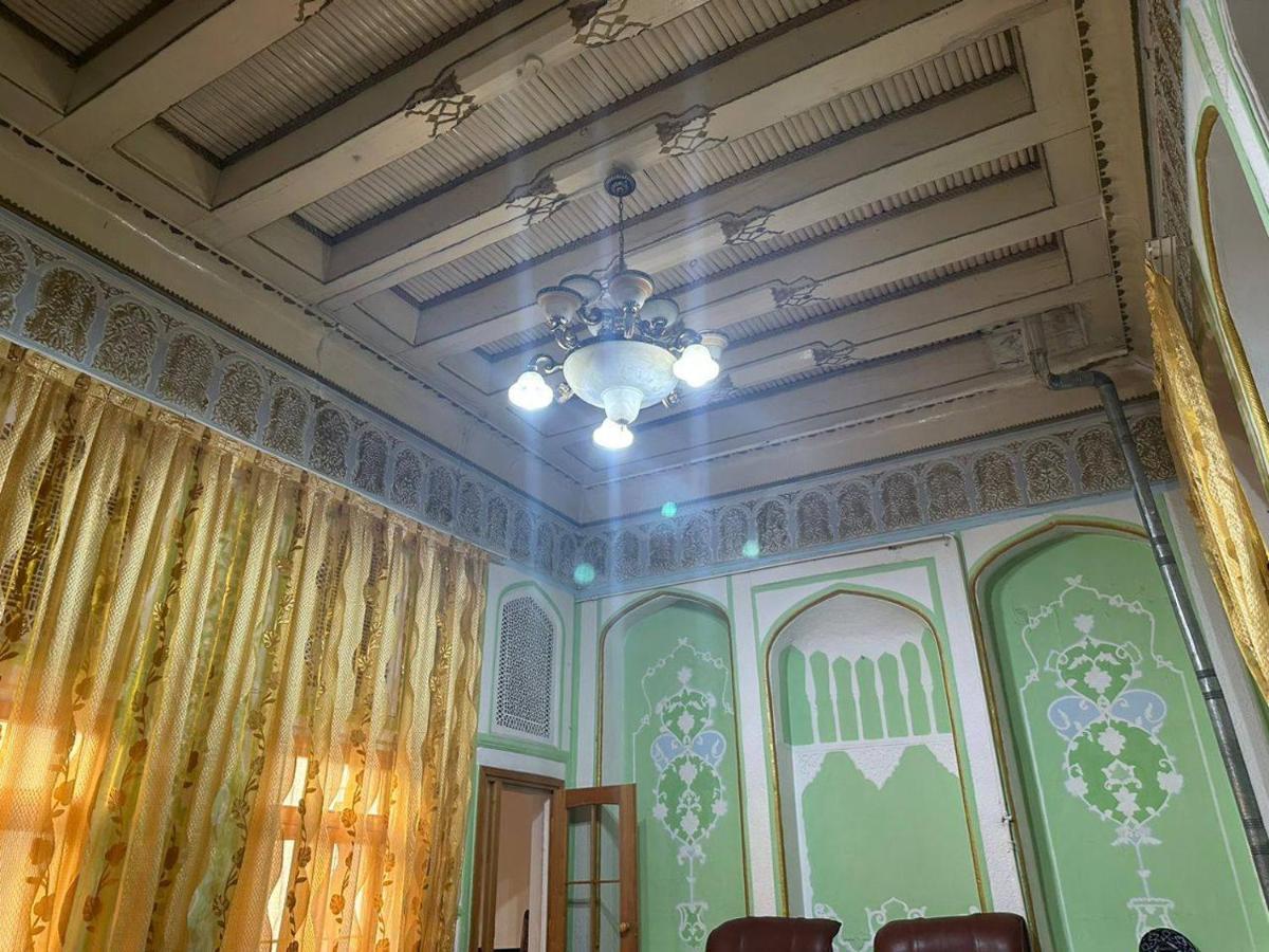 Hotel Eshoni Pir Boutique Bukhara Esterno foto