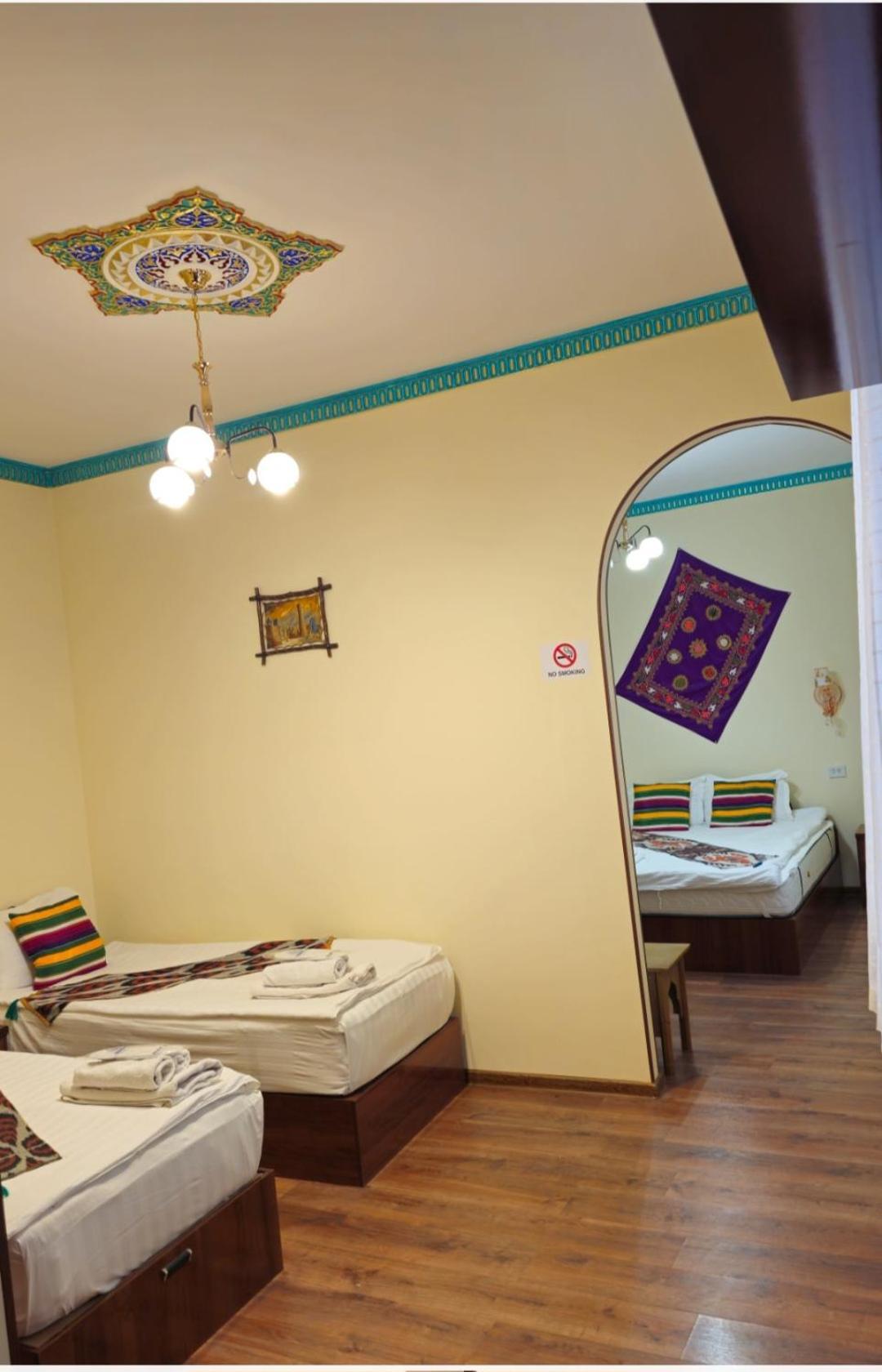 Hotel Eshoni Pir Boutique Bukhara Esterno foto