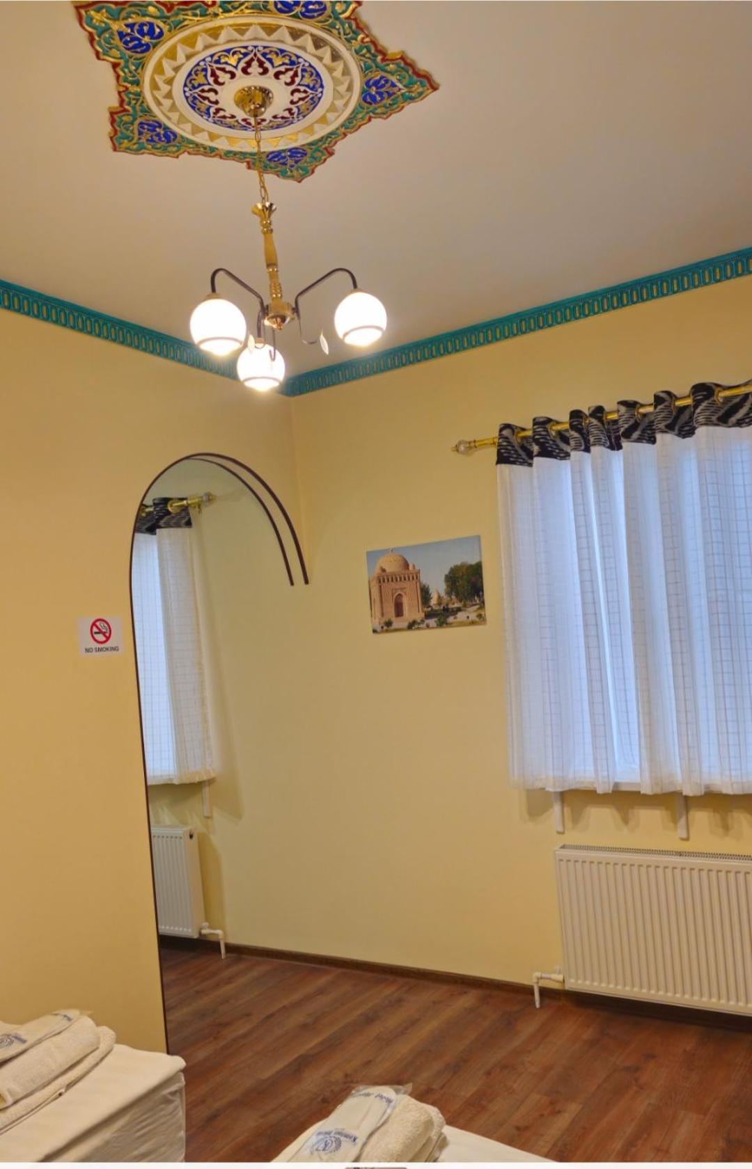 Hotel Eshoni Pir Boutique Bukhara Esterno foto